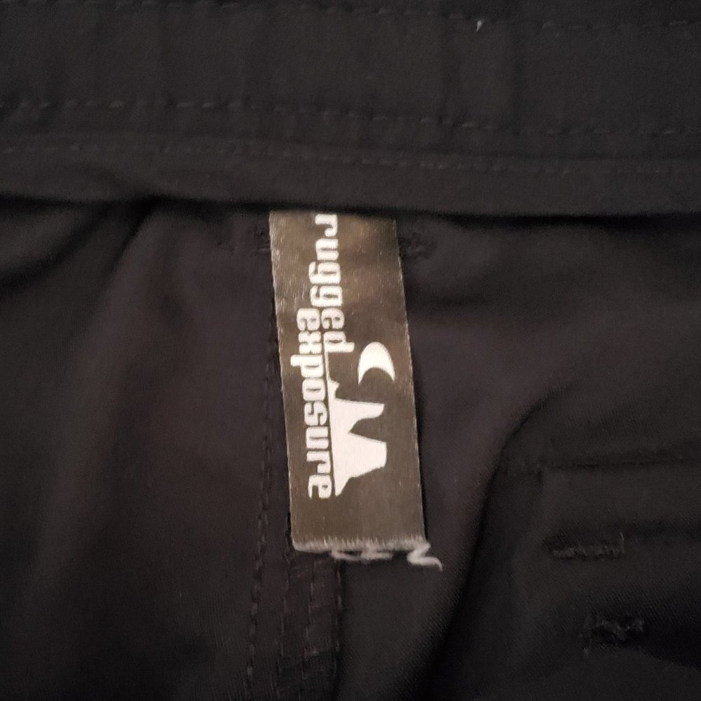 Black Convertible Rugged Exposure Hike Camp Convertible Pants Shorts, Size 10 - Picture 8 of 10